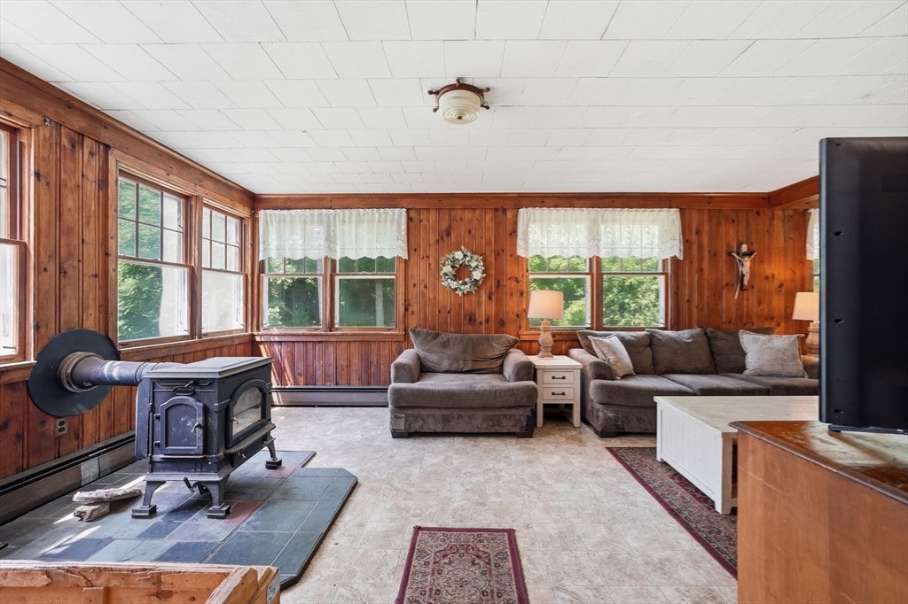 211 Main St, Wilbraham, MA, 211 Main St, Wilbraham, MA Photo #11