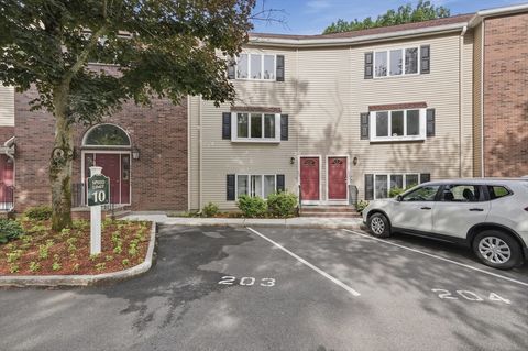 Photo of 305 Salem ST #206, Woburn, MA 01801 (MLS # 73541787)