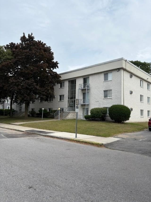 24 Inman St #3, Lawrence, MA, 24 Inman St #3, Lawrence, MA Photo #1