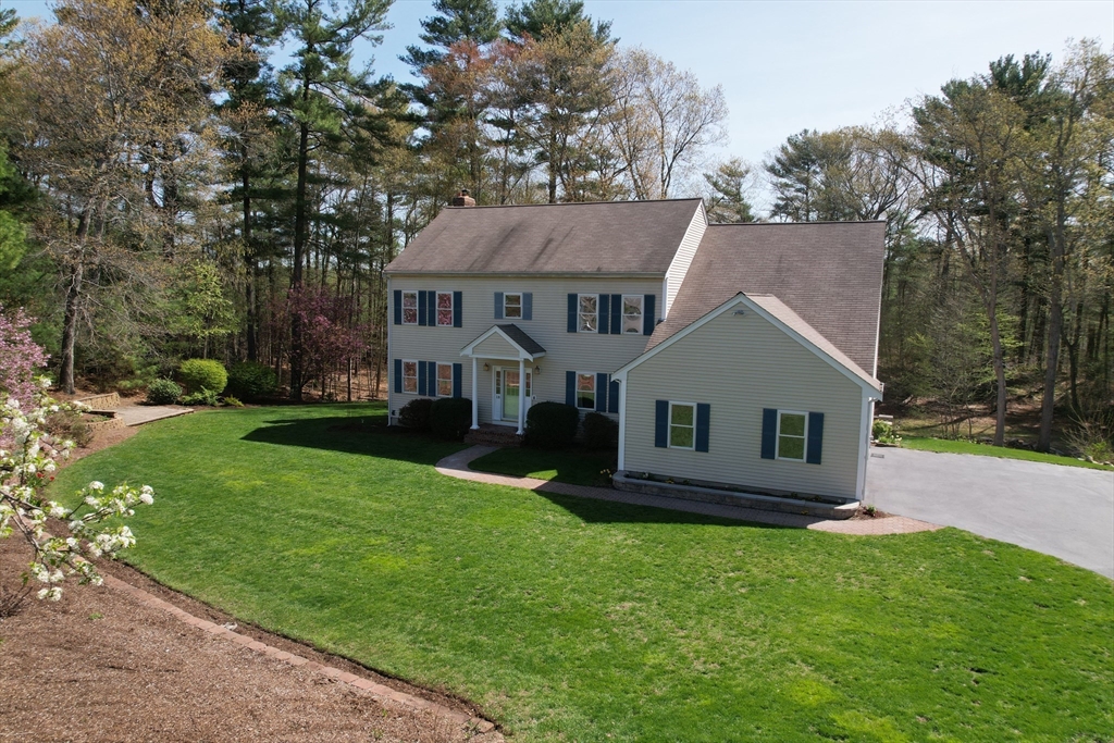 18 Virginia Dr