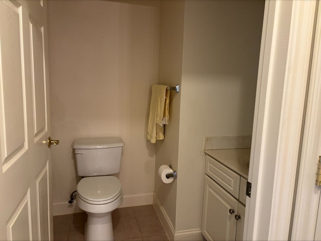 1214 Emerald Couort CT #1214, Tewksbury, MA, 1214 Emerald Couort CT #1214, Tewksbury, MA Photo #10