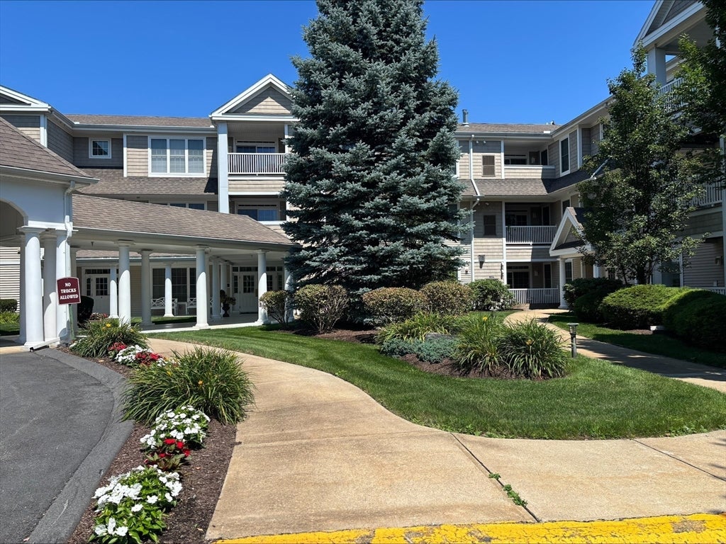 1214 Emerald Couort CT #1214, Tewksbury, MA, 1214 Emerald Couort CT #1214, Tewksbury, MA Photo #1