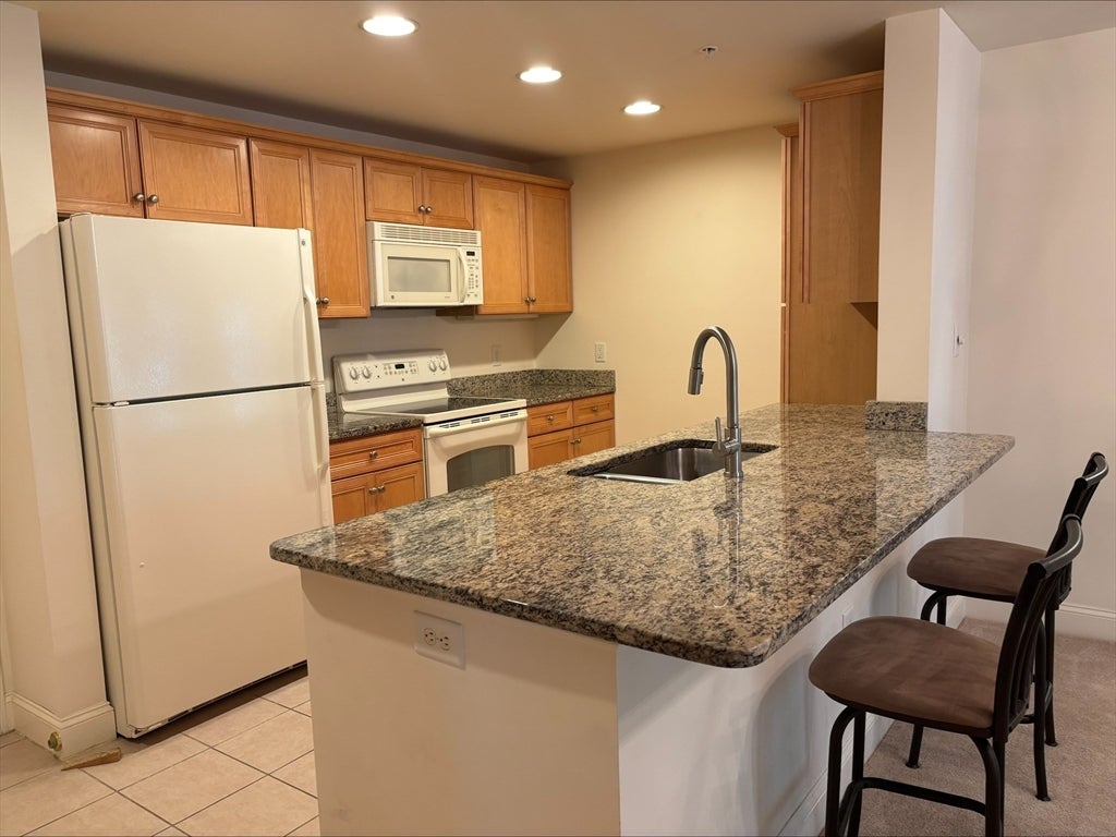 1214 Emerald Couort CT #1214, Tewksbury, MA, 1214 Emerald Couort CT #1214, Tewksbury, MA Photo #5