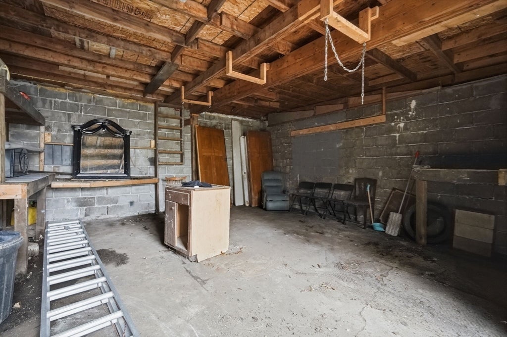 26 Hebron St, Springfield, MA, 26 Hebron St, Springfield, MA Photo #24