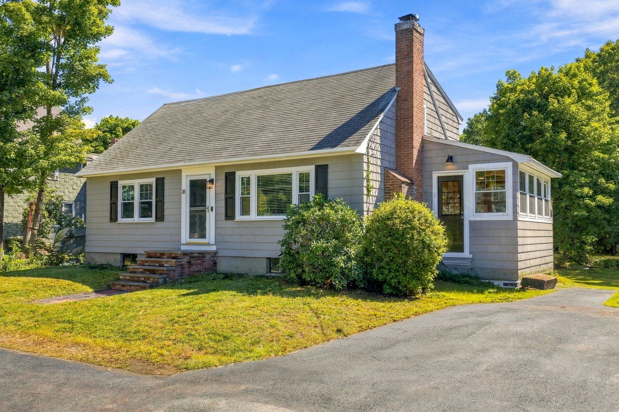 38 Park Ave, Reading, MA Photo #2