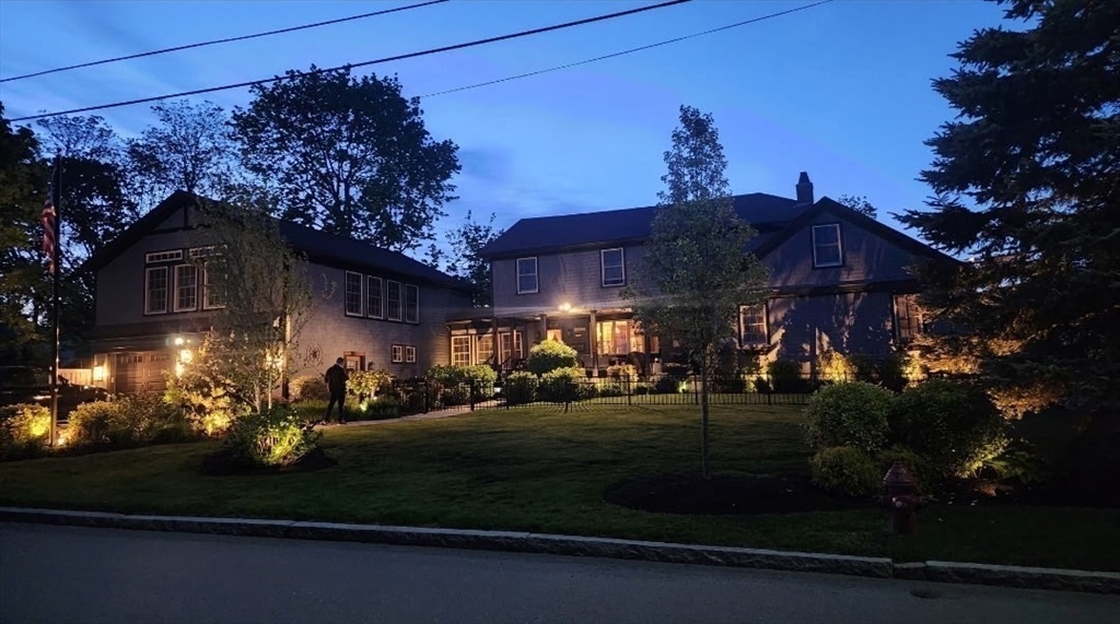 10 Cherry St
