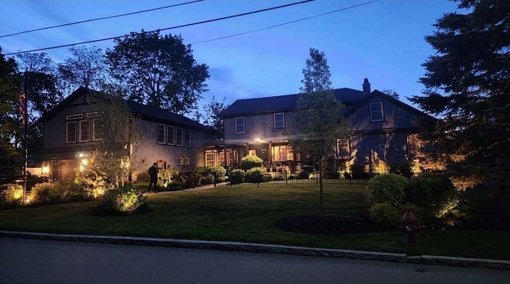 10 Cherry St
