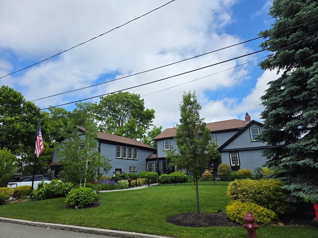 10 Cherry St