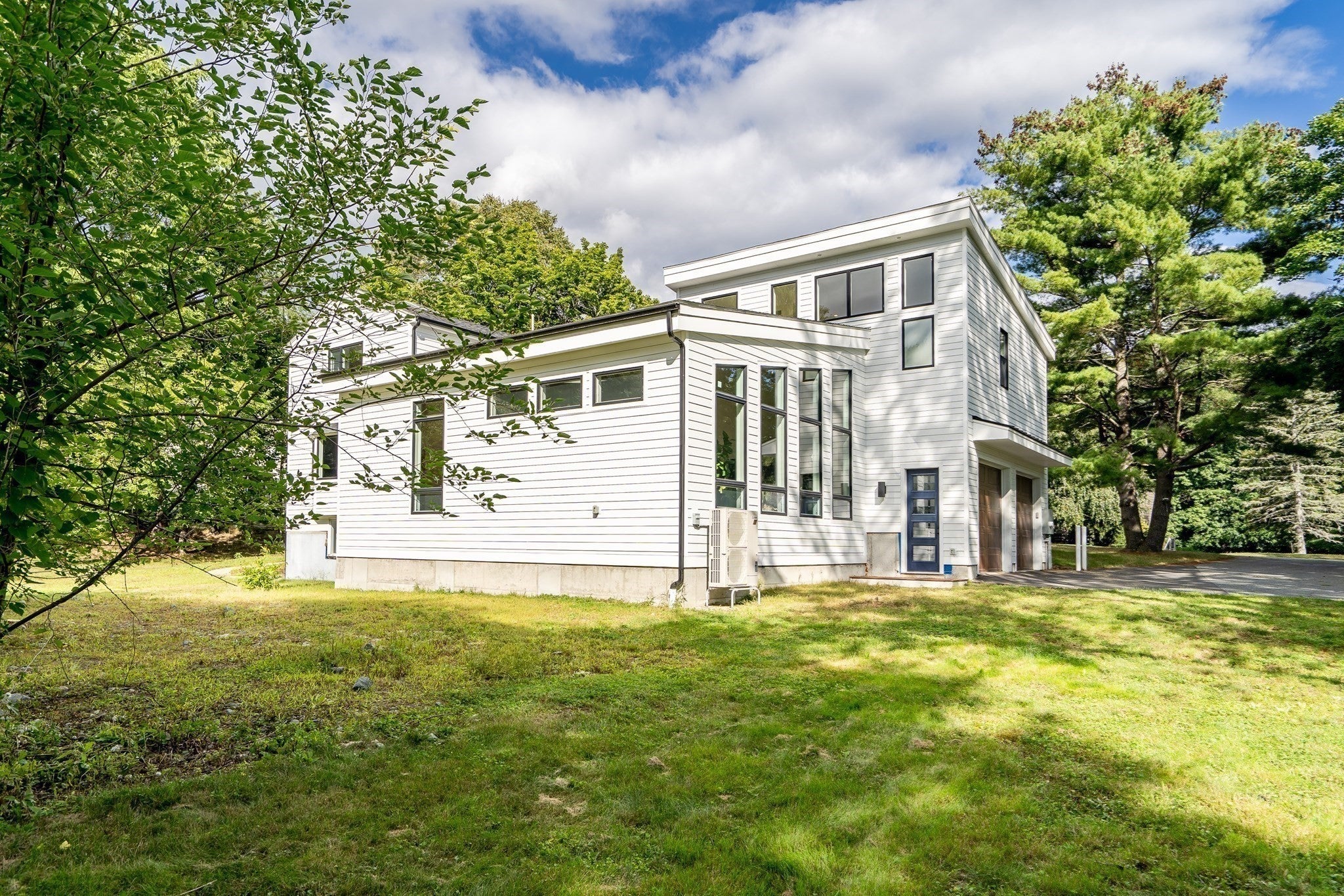 1 Maureen Rd