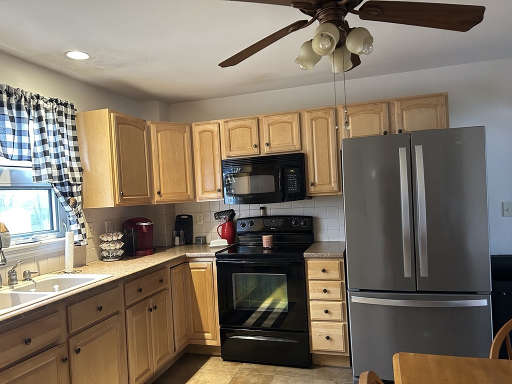 32 Farnsworth Ter