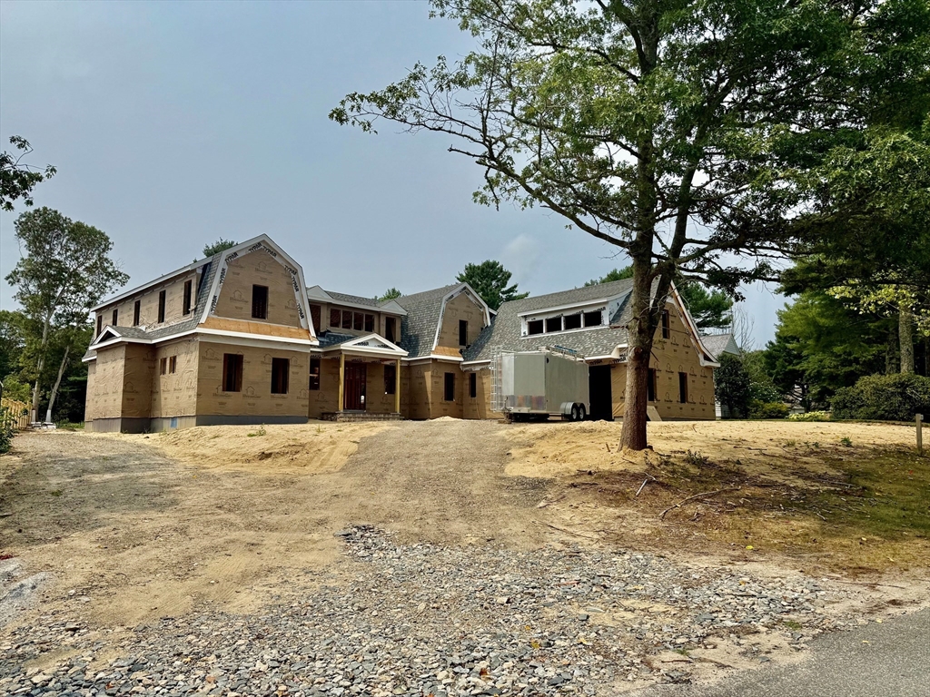 226 Dunrobin Road
