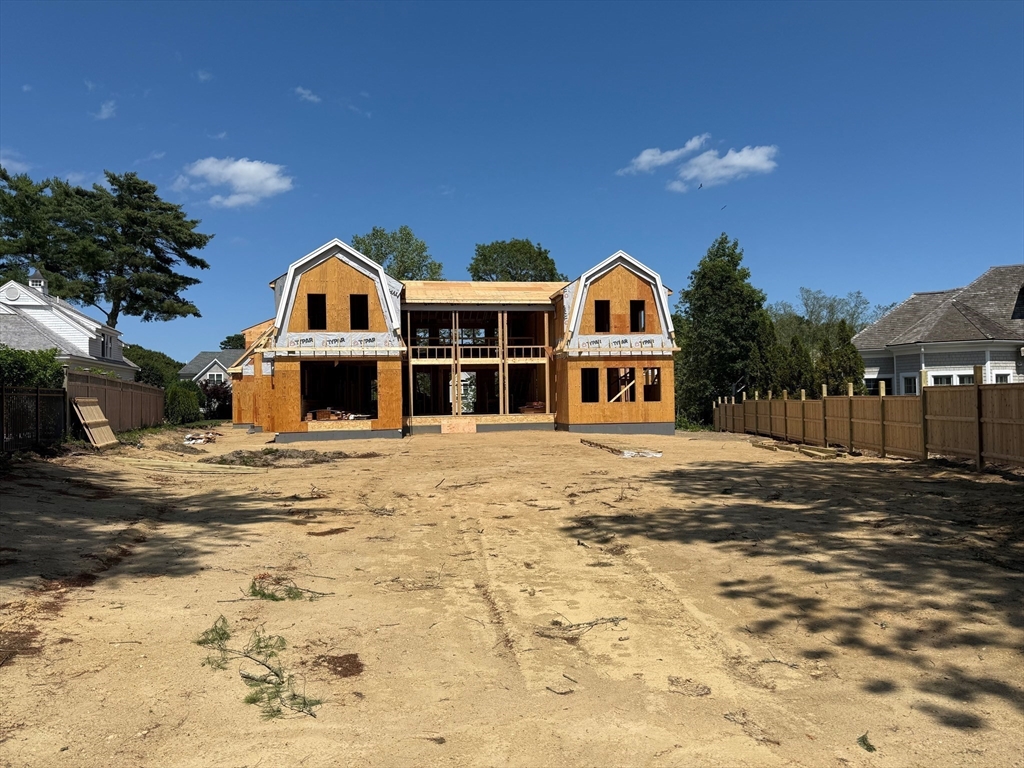 226 Dunrobin Road