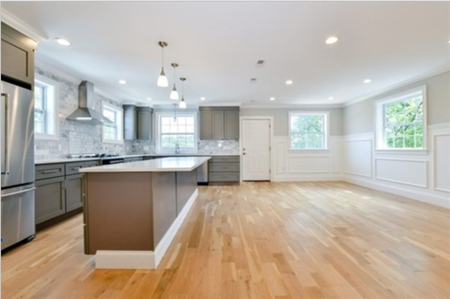235 Webster Ave Unit 2