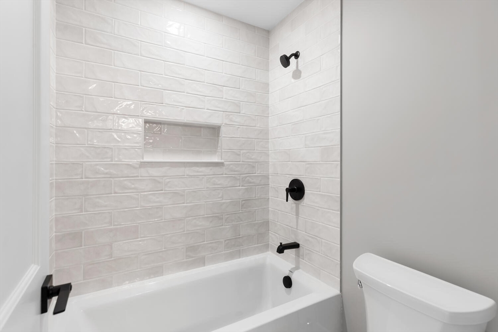 Belmont, Massachusetts 02478, United States, 6 Bedrooms Bedrooms, ,5 BathroomsBathrooms,Residential,Active,162823