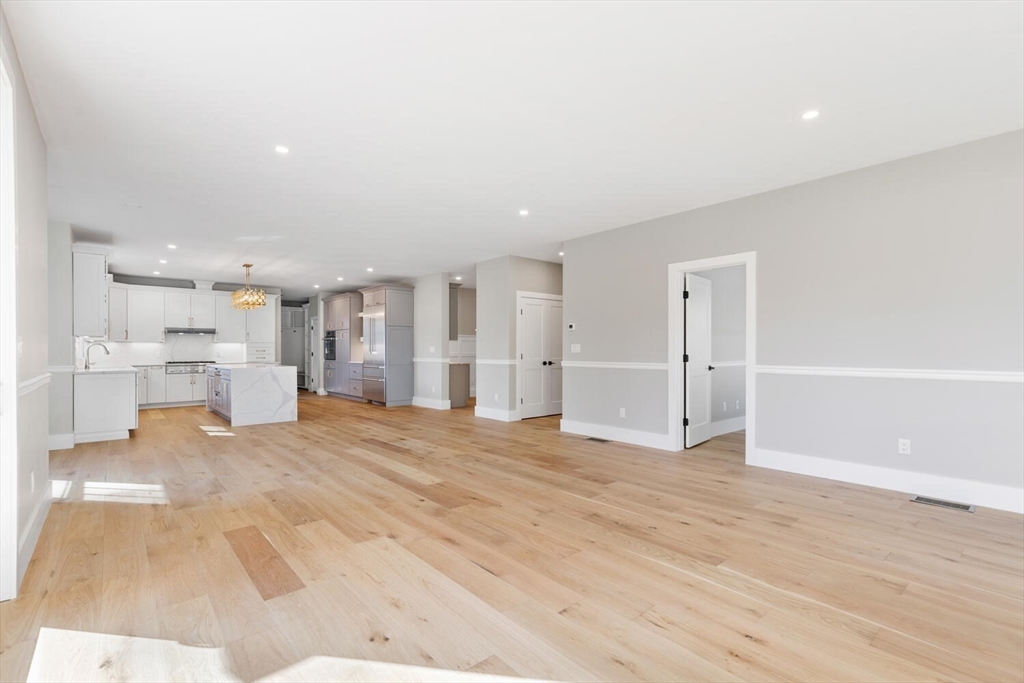 Belmont, Massachusetts 02478, United States, 6 Bedrooms Bedrooms, ,5 BathroomsBathrooms,Residential,Active,162823