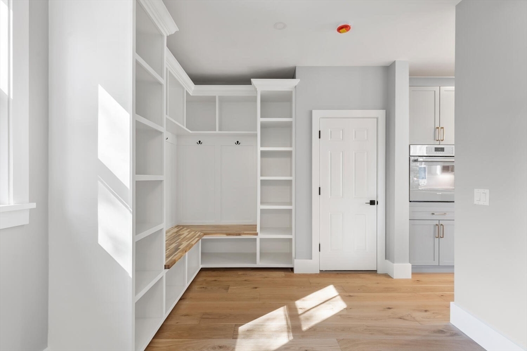 Belmont, Massachusetts 02478, United States, 6 Bedrooms Bedrooms, ,5 BathroomsBathrooms,Residential,Active,162823