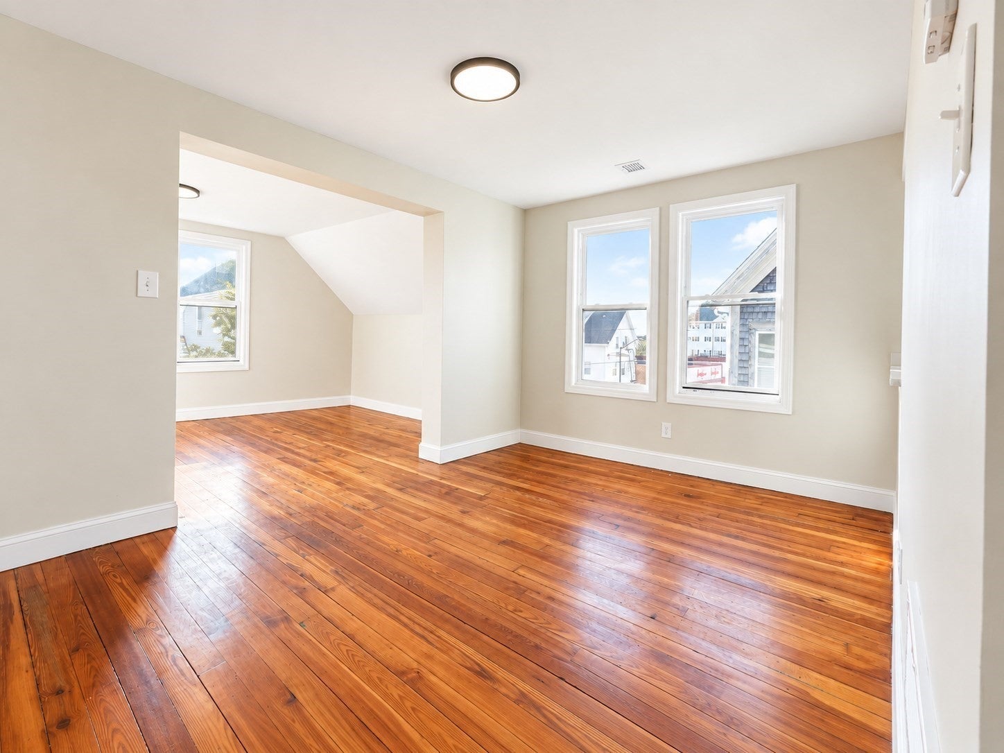 Photo of 1653 Acushnet Ave, New Bedford, MA