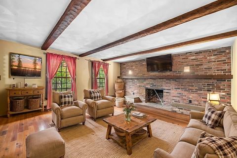 60 Pond St Milton MA 02186