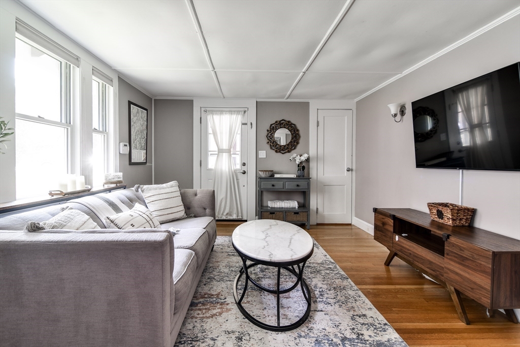 17 Overbrook Terrace