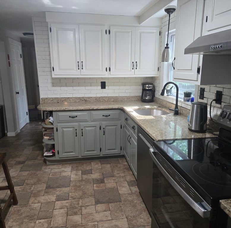 33 White Street #1, Lunenburg, MA, 33 White Street #1, Lunenburg, MA Photo #5