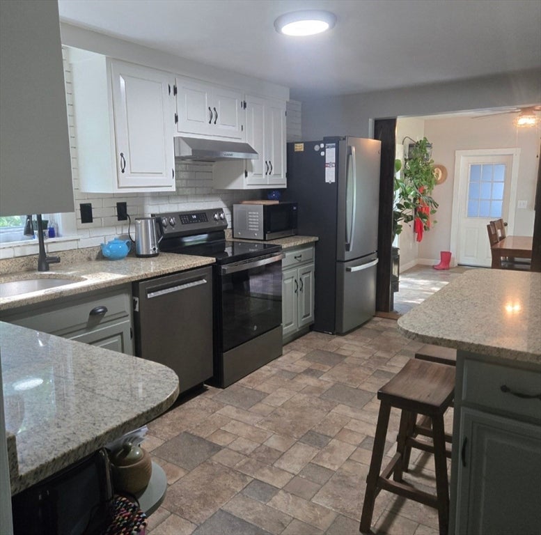 33 White Street #1, Lunenburg, MA, 33 White Street #1, Lunenburg, MA Photo #6