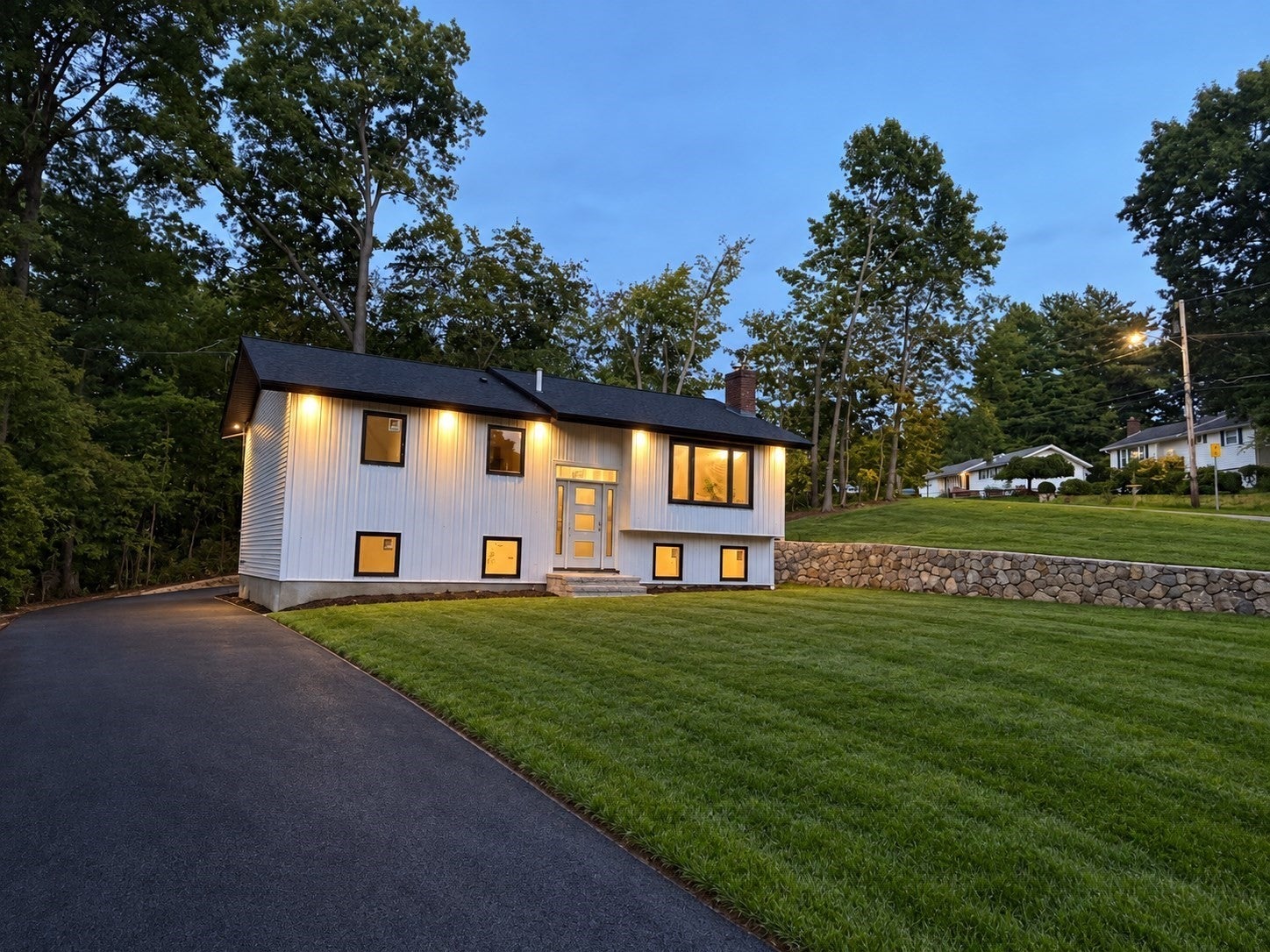 66 Ontario Dr