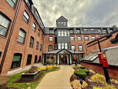 Photo of 21 Linden St #409, Quincy, MA 02170 (MLS # 73460627)