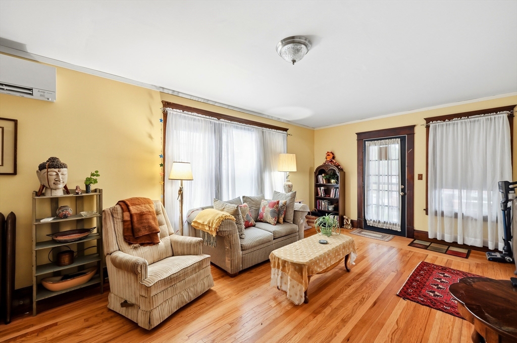 39 Claremont Ave