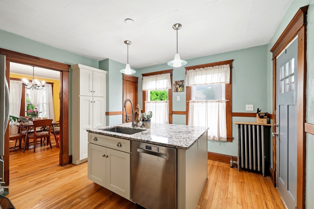 39 Claremont Ave