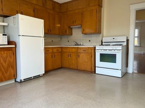 39 Davis Ave 2 Norwood MA 02062