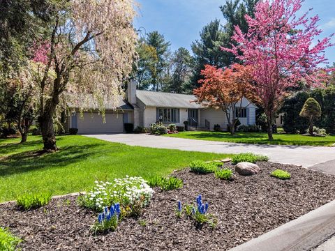 Photo of 69 Cherry Ln, Longmeadow, MA 01106 (MLS # 73511381)