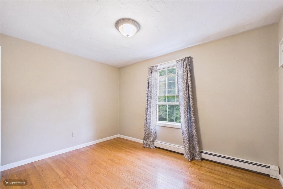 15 Old Center St, Middleboro, MA Photo #21