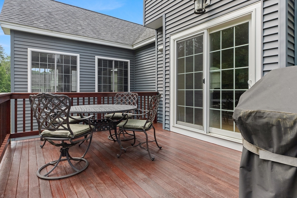 31 Prospect Hill Dr