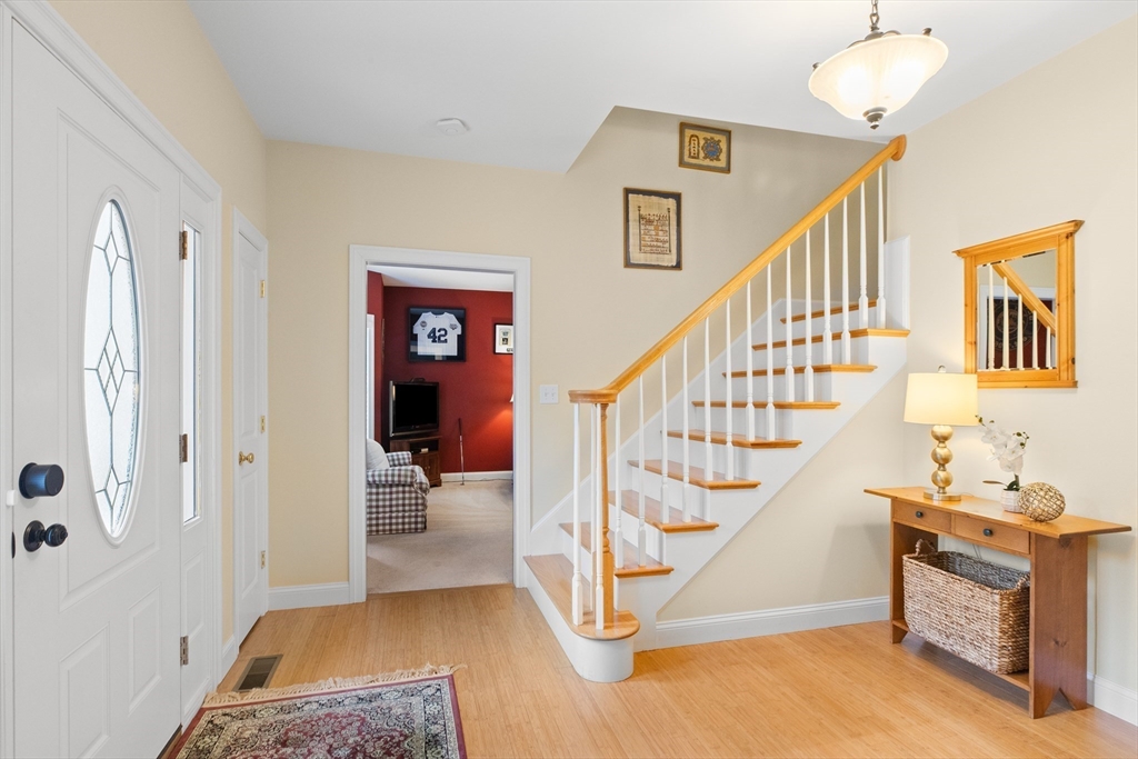 31 Prospect Hill Dr