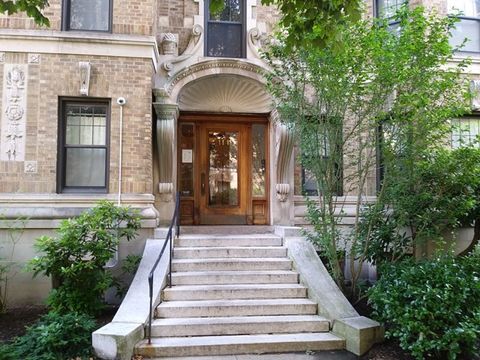 Photo of 114 Riverway #20, Boston, MA 02215 (MLS # 73531351)
