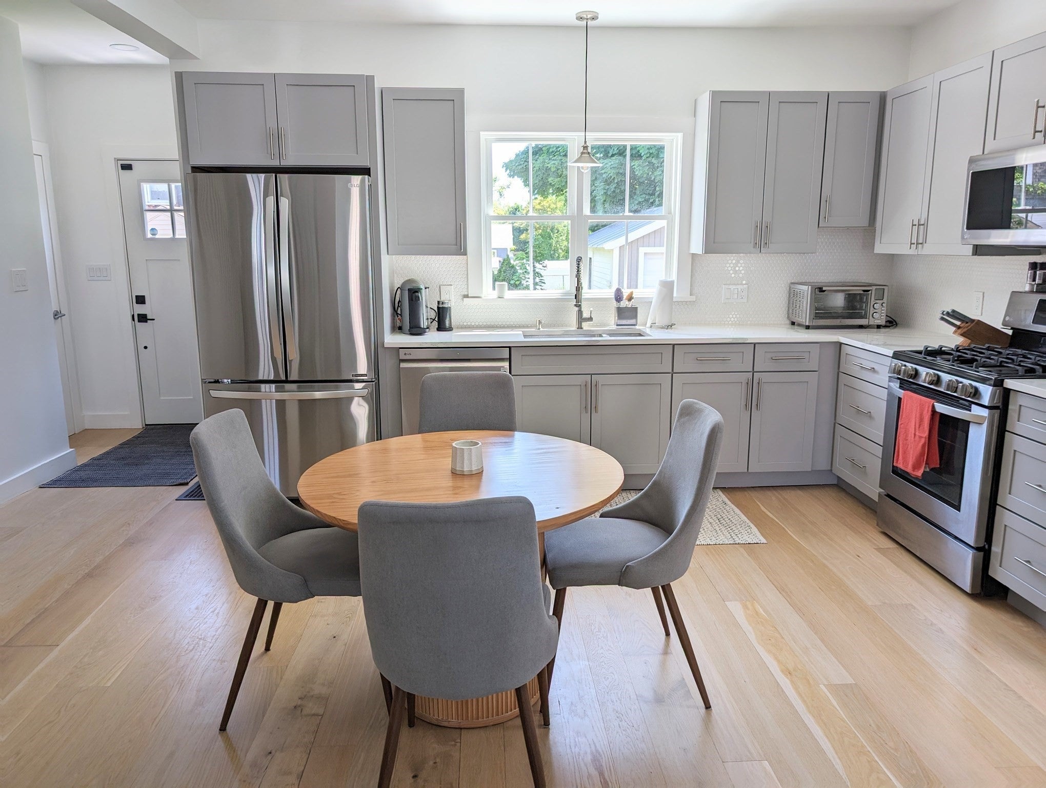 25 Spring St, Medford, MA Photo #8