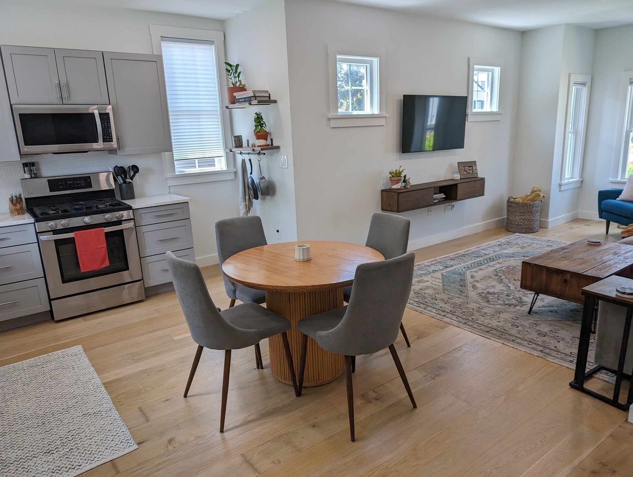 25 Spring St, Medford, MA Photo #11