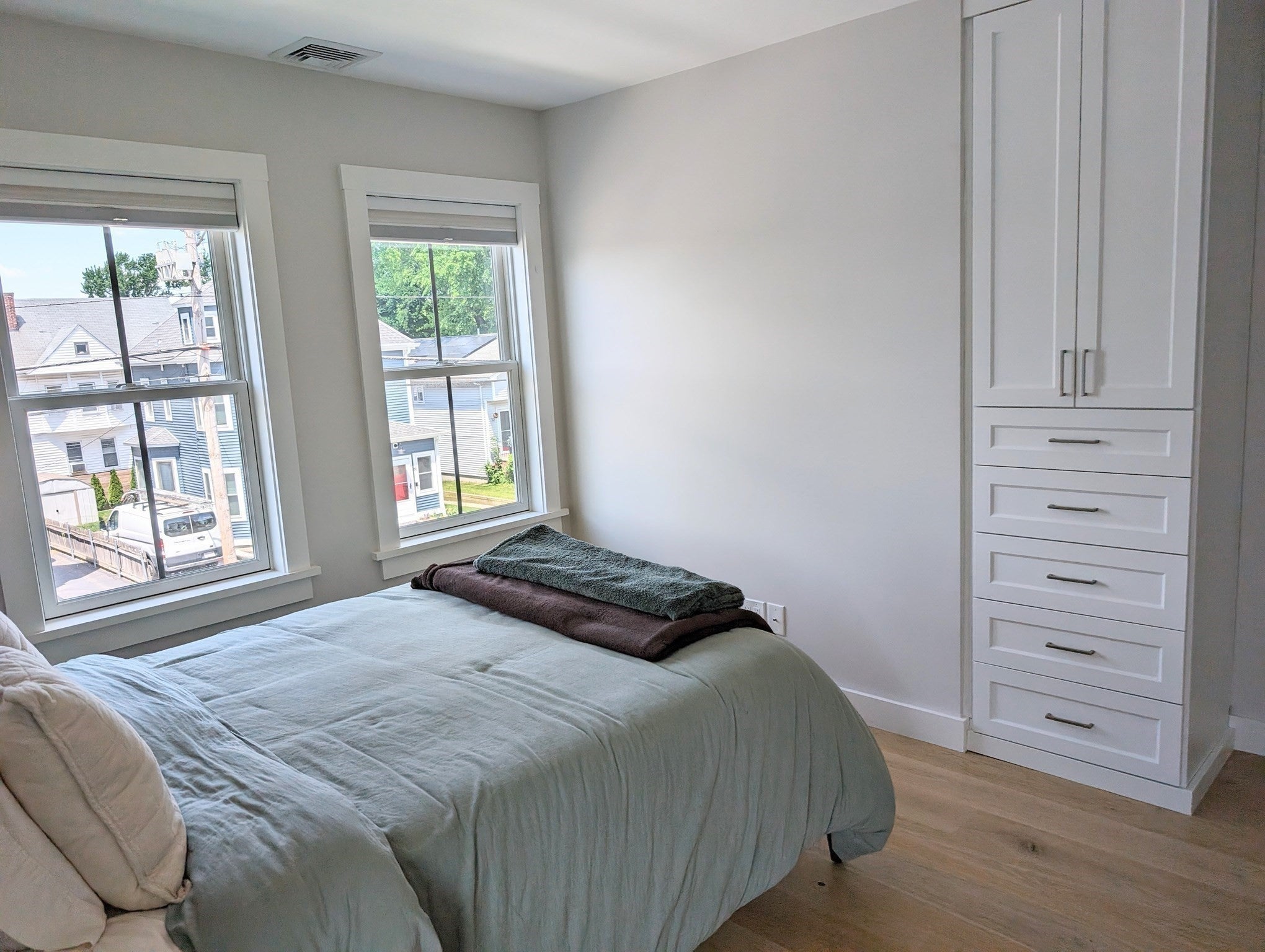 25 Spring St, Medford, MA Photo #17