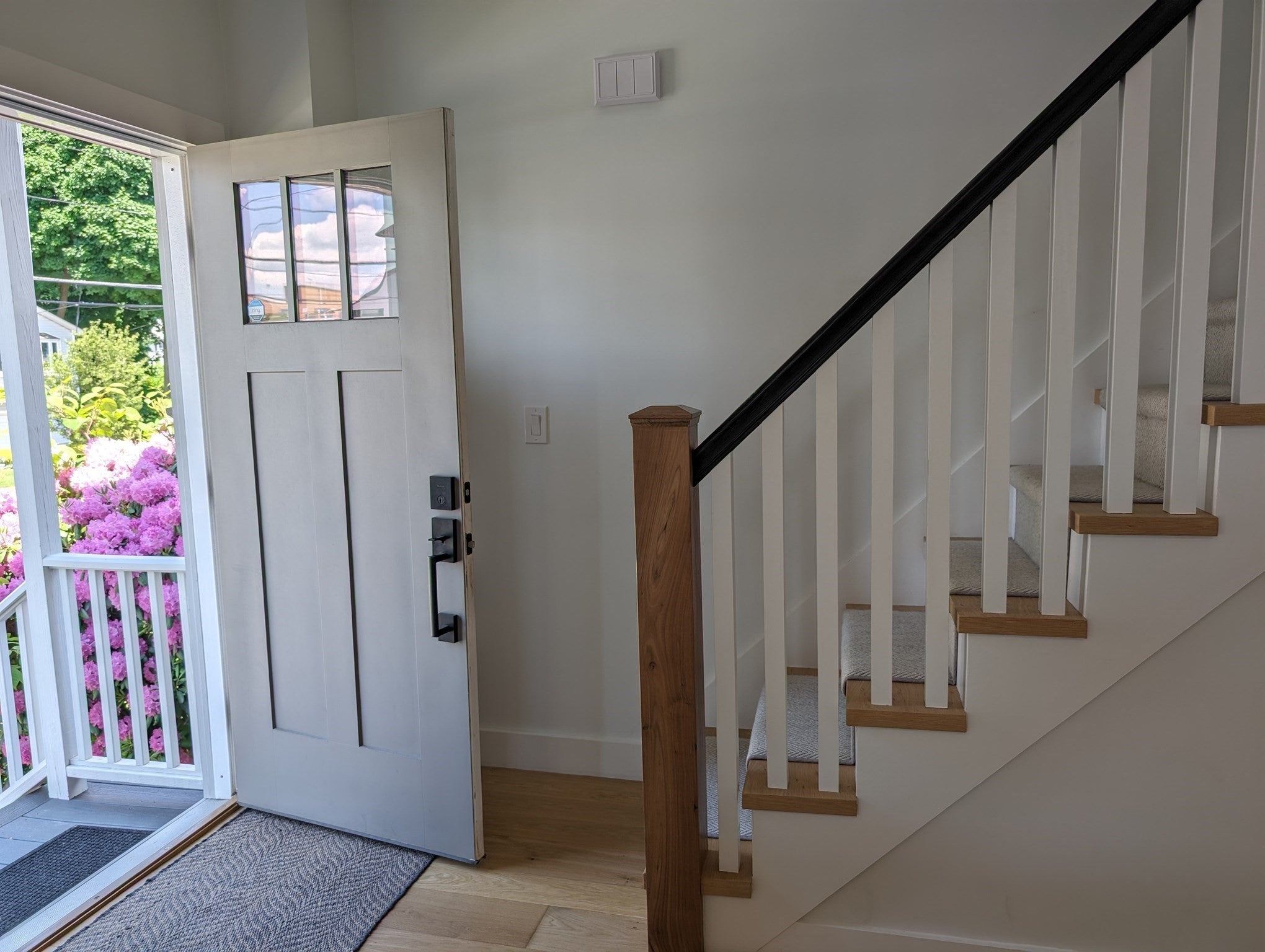 25 Spring St, Medford, MA Photo #3