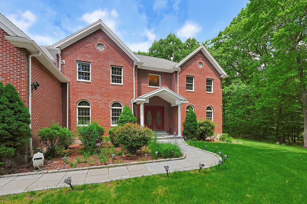 23 Goodnow Lane