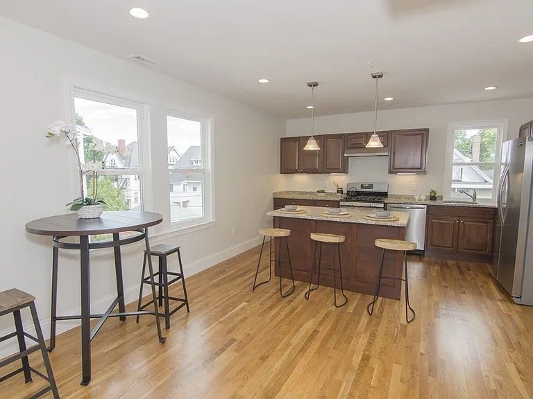 79 Thurston St #2, Somerville, MA, 79 Thurston St #2, Somerville, MA Photo #5