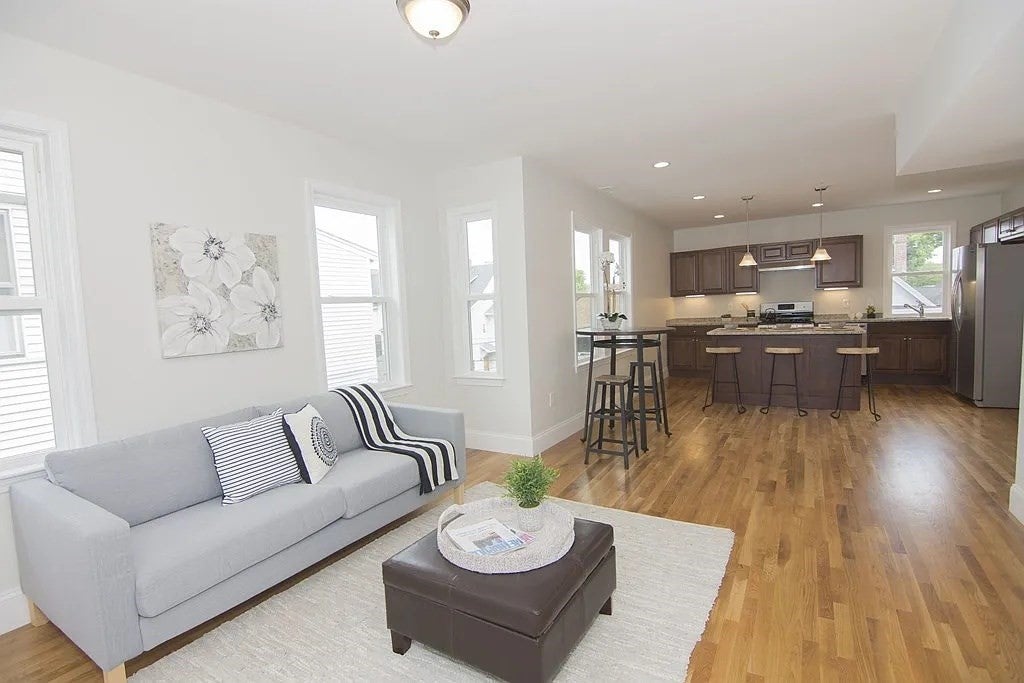 79 Thurston St #2, Somerville, MA, 79 Thurston St #2, Somerville, MA Photo #2