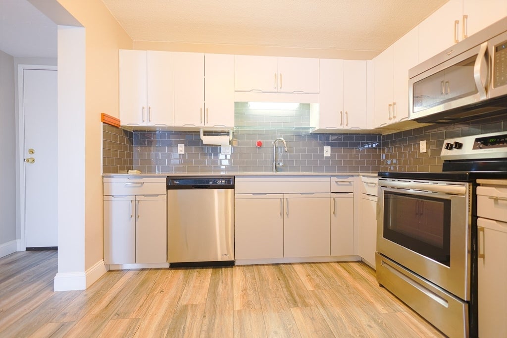 200 Cove Way #1002, Quincy, MA Photo #6