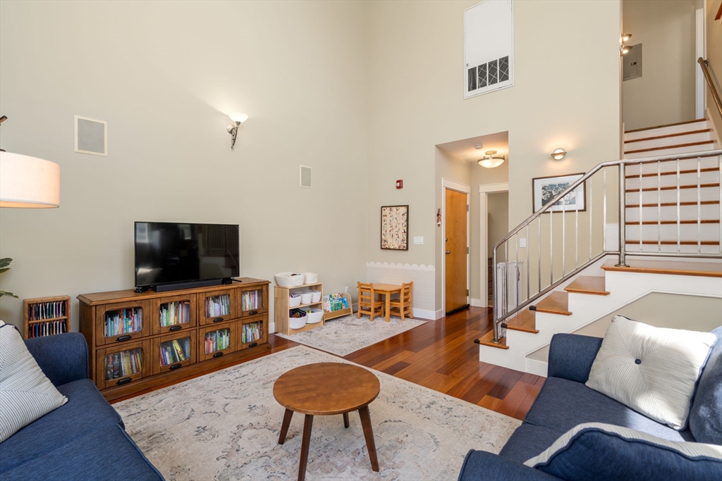 31 Wheeler Street 303