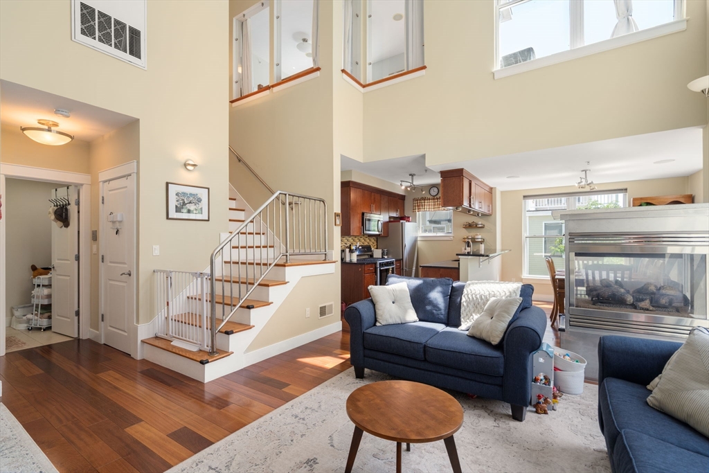 31 Wheeler Street 303