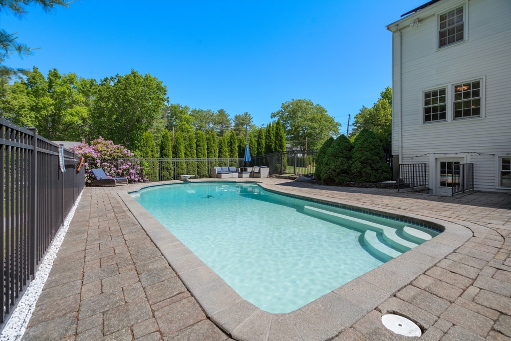 1 Pleasantview Terrace