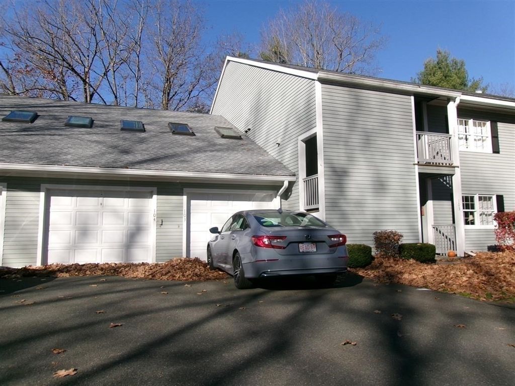 Photo of 306 Country Side Rd #306, Greenfield, MA 01301 (MLS # 73503749)