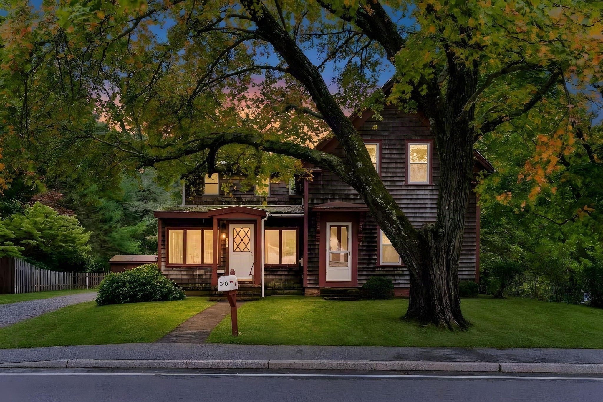 30 Cottage St