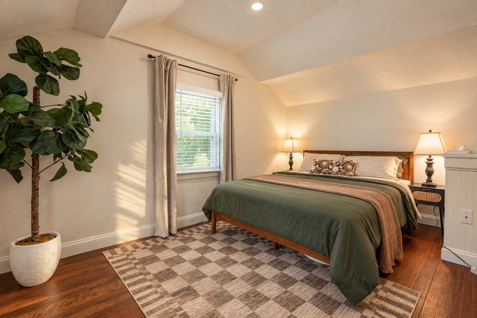 36 Brackett Rd, Ashland, MA, 36 Brackett Rd, Ashland, MA Photo #5