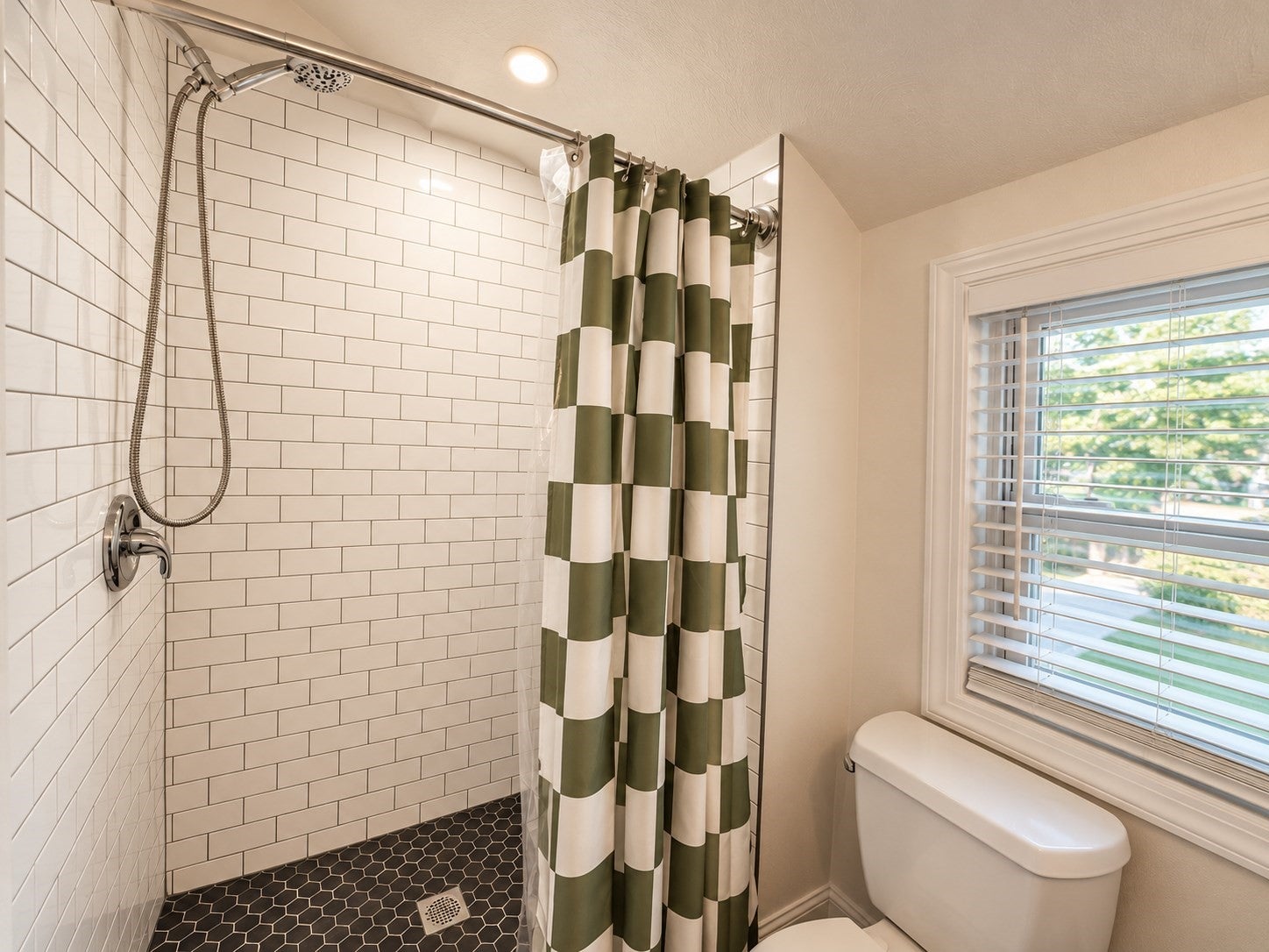 36 Brackett Rd, Ashland, MA, 36 Brackett Rd, Ashland, MA Photo #8
